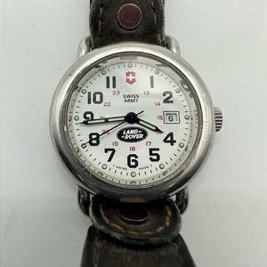 Victorinox Swiss Army Land Rover Vintage Field Watch Classic Rare Men’s Women’s